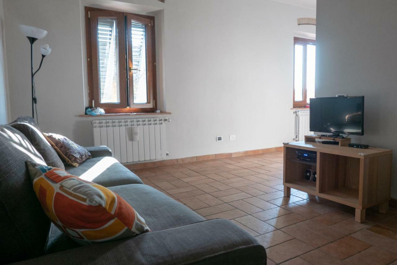 Apartamento La Casa Di Paolo Sulla Via Francigena Castelnuovo D'elsa Exterior foto